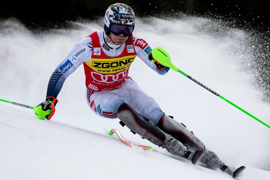 Norský lyžař Timon Haugan během závodu SP v&nbsp;Alta Badii