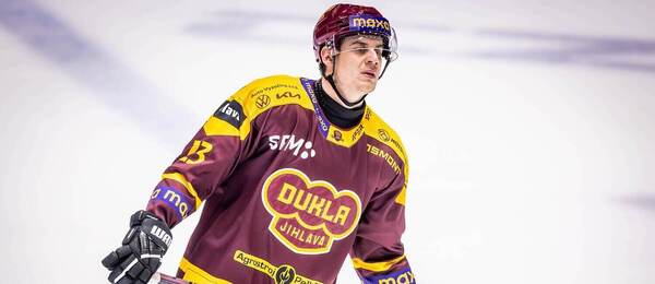 Jihlavský útočník Matouš Menšík během střetnutí proti Kolínu