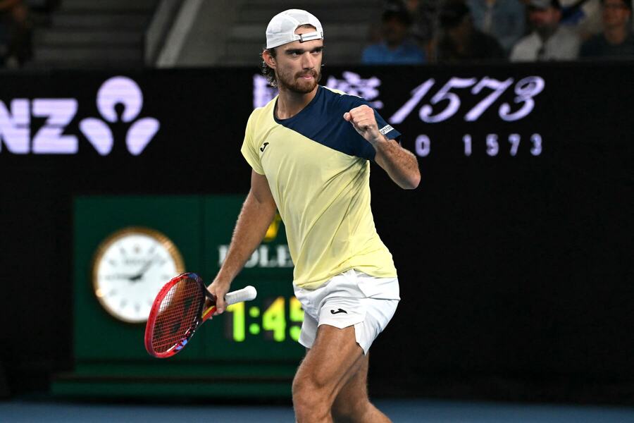 Tomáše Macháče čeká 2.&nbsp;kolo Australian Open proti Stefanu Tsitsipasovi