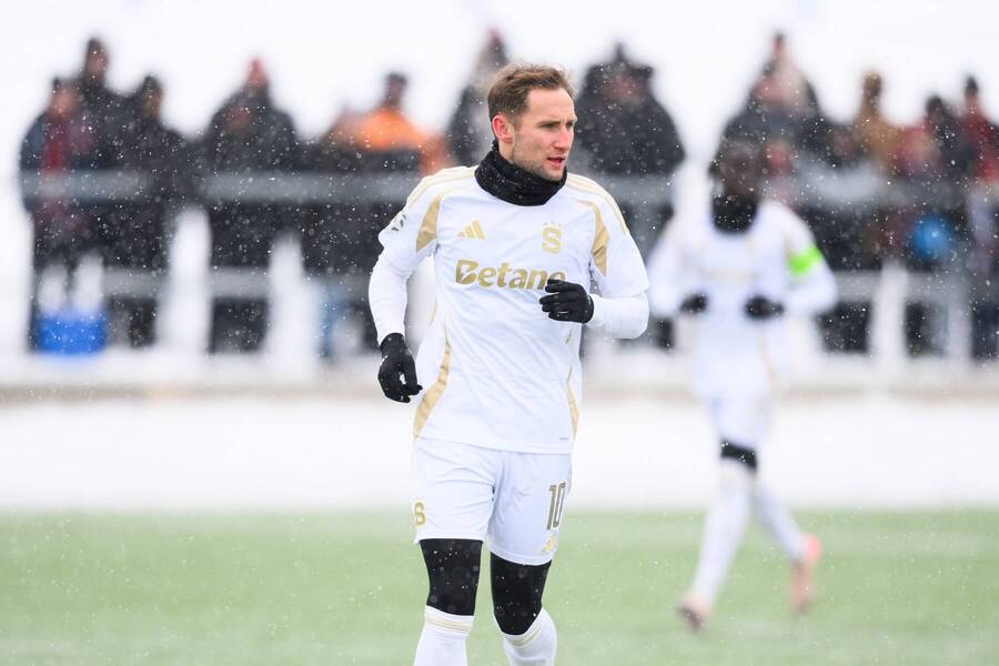 Útočník Jan Kuchta během přípravného střetnutí