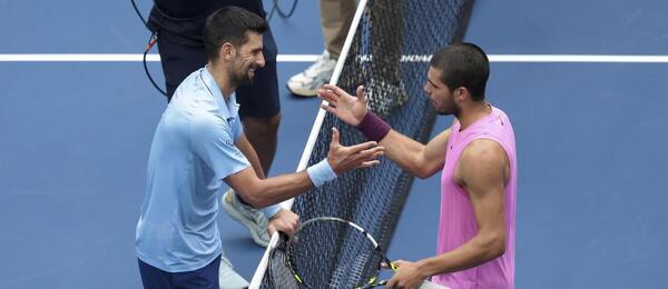 Novak Djokovič a Carlos Alcaraz po semifinále US Open 2025
