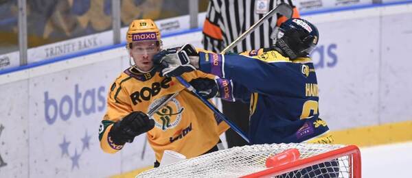 Momentka ze vzájemného zápasu Vsetín vs. Zlín