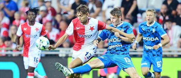 Mojmír Chytil a Denis Donát v minulém vzájemném utkání Slavie s Mladou Boleslaví