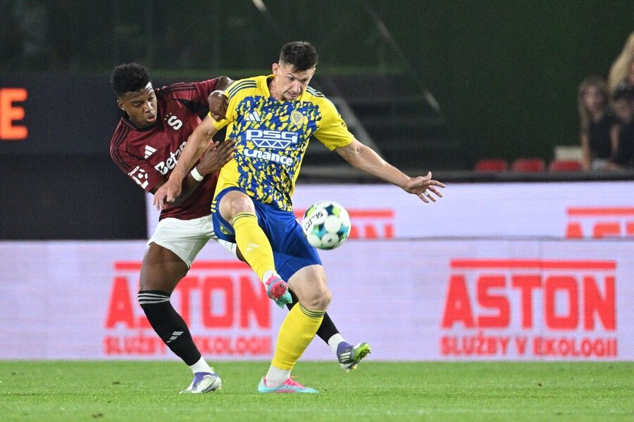 John Mercado ze Sparty a&nbsp;Marián Pišoja ze Zlína