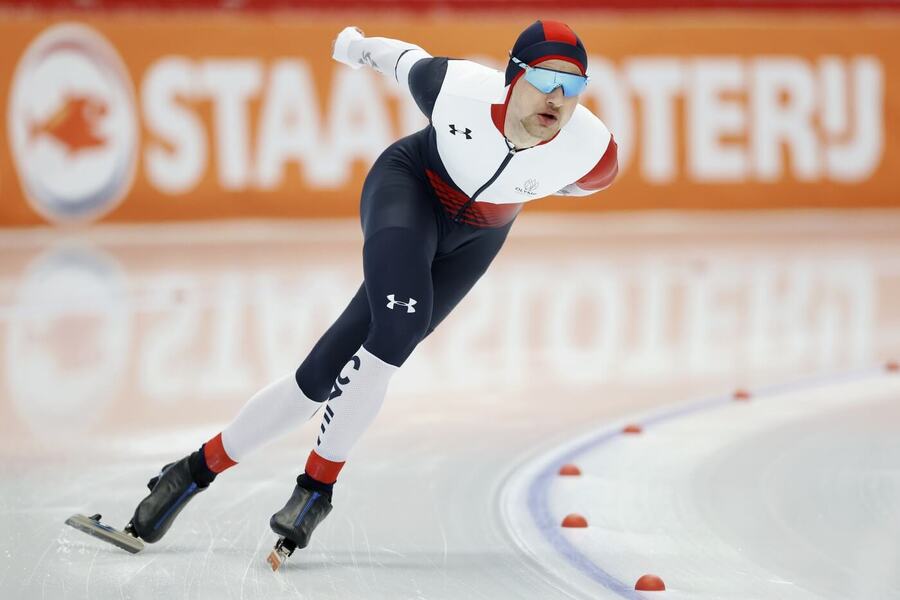 Vrcholem dne bude z&nbsp;českého pohledu rychlobruslařský závod na 1500 metrů