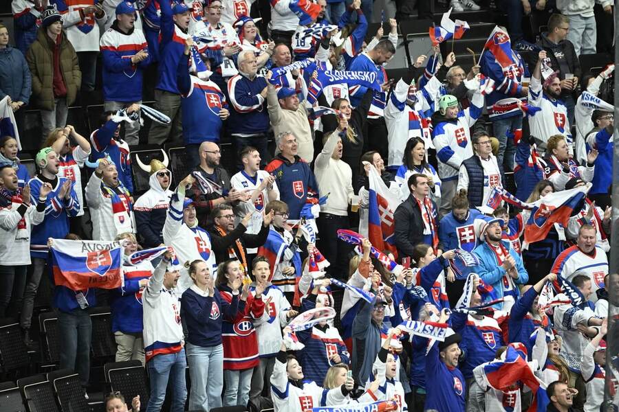 Fanoušci Slovenska se mohou radovat z&nbsp;postupu svých hokejistů do semifinále turnaje