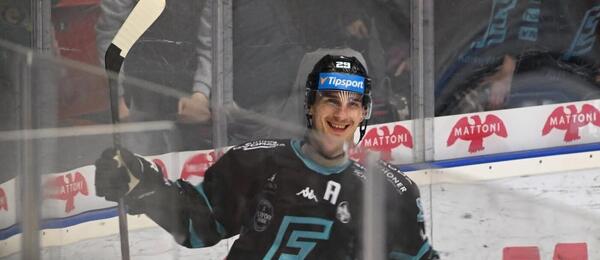 David Šťastný nasměroval Karlovy Vary za druhým bodem, Energie může už dnes večer postoupit do čtvrtfinále