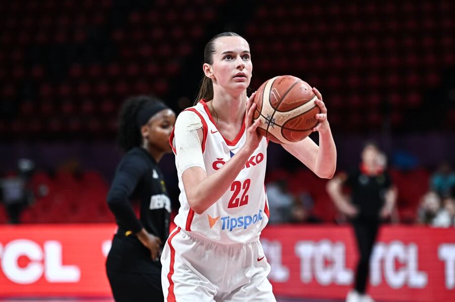 Emma Čechová proměňuje trestný hod na eurobasketu