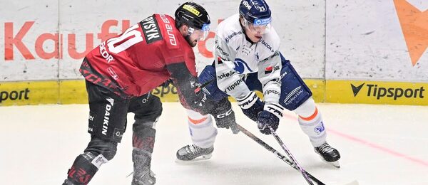 Mark Pysyk ze Sparty, Ville Petman z Plzně v posledním vzájemném zápase