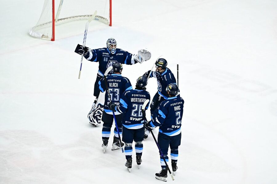 Dnes jsou na programu čtvrté zápasy dvou čtvrtfinálových sérií, sledujte je živě