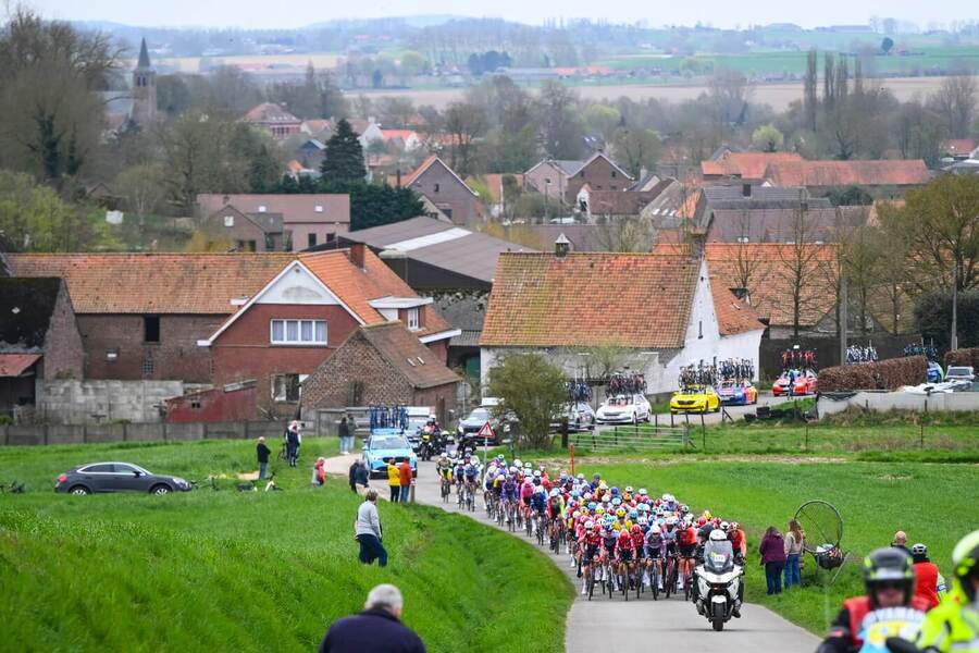 Město Harelbeke uvítá další ročník závodu E3 Saxo Classic