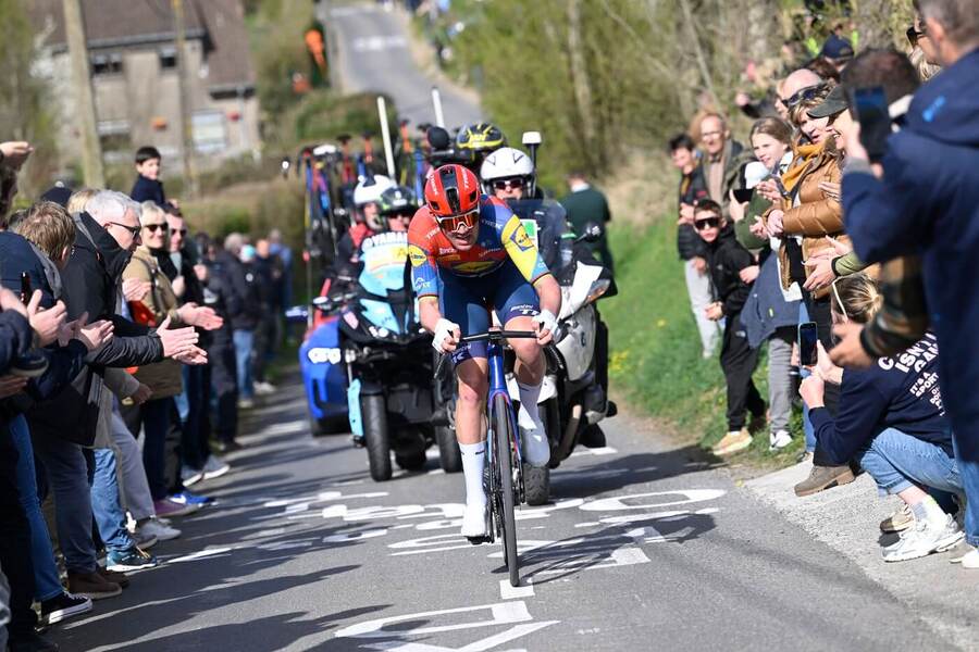 Cyklista Mads Pedersen na klasice In Flanders Fields: Middelkerke-Wevelgem 2026