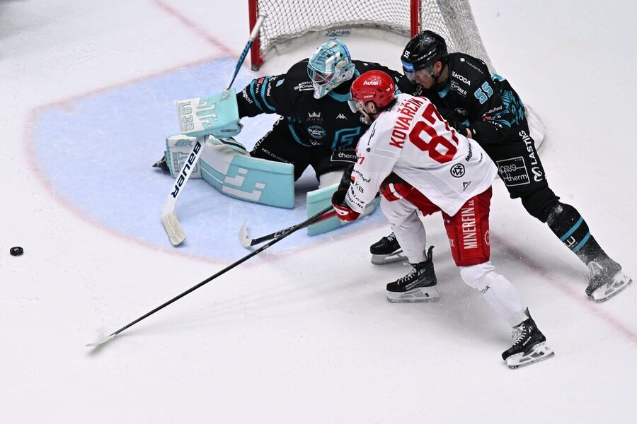 Třetí zápas série mezi Karlovými Vary a&nbsp;Třincem sledujte od 18:00