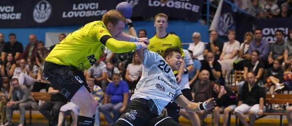 Fotka z utkání v házené Lovosice vs. Zubří