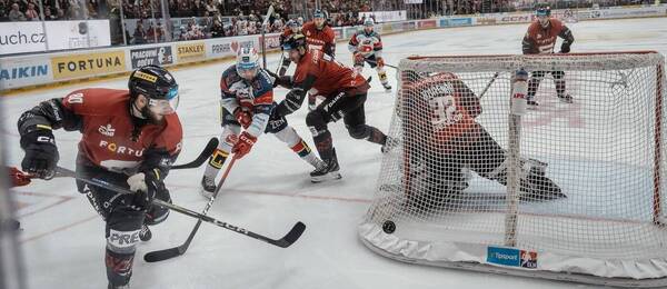 HC Dynamo Pardubice a HC Sparta Praha dnes hrají 5. semifinále, snímek z minulého utkání v Praze