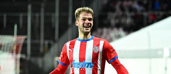 Martin Gjorgievski ze Zbrojovky slaví gól do sítě Artisu