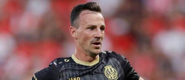 Hradec přivítá na svém hřišti Slavii. Sledujte zápas živě od 15:30