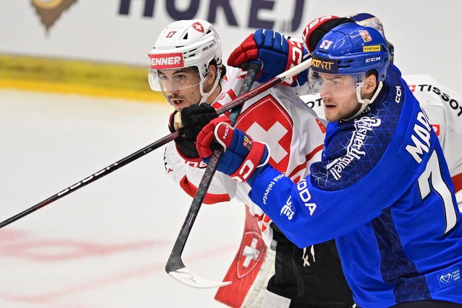 Ken Jäger a&nbsp;Marcel Marcel v&nbsp;zápase Česka se Švýcarskem