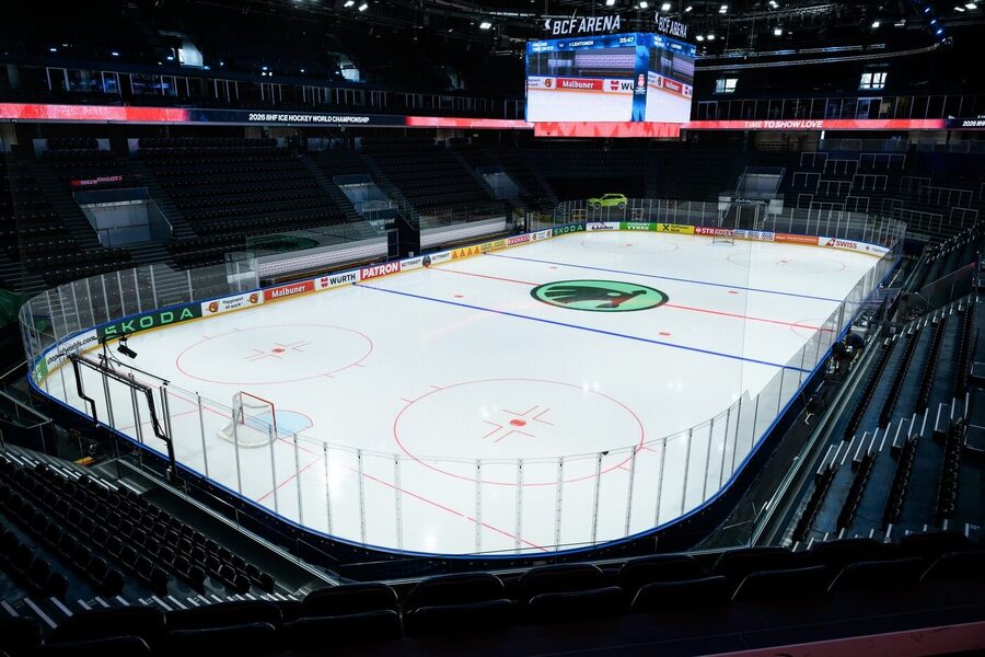 Atmosféra v&nbsp;BCF Areně ve Fribourgu před startem MS v&nbsp;hokeji 2026