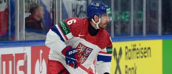 Český obránce Michal Kempný v utkání proti Dánsku na MS 2026