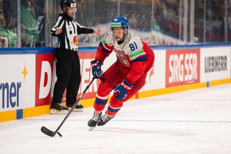 Matěj Blümel je se dvěma góly nejlepším střelcem Česka na MS v&nbsp;hokeji 2026