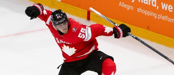 Mark Scheifele oslavuje svůj hattrick v zápase s Norskem. Kanada jde do akce i dnes, v osmý hrací den Mistrovství světa v ledním hokeji 2026.