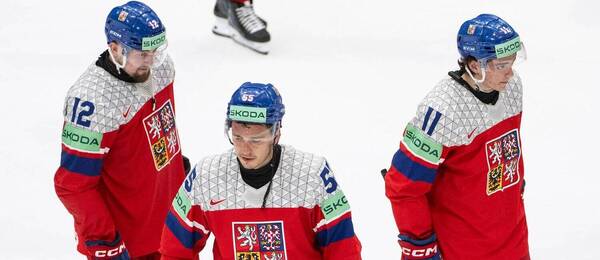 Zleva na snímku čeští reprezentanti Jiří Černoch, Libor Hájek a Matyáš Melovský