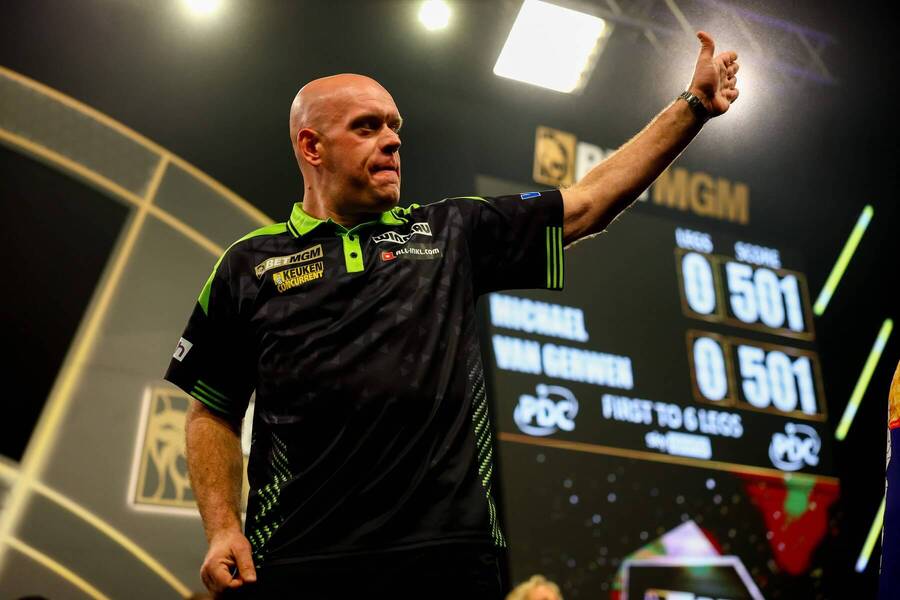 Michael van Gerwen na turnaji Premier League Darts 2026, MvG patří k&nbsp;hlavním hvězdám Slovak Darts Open 2026.