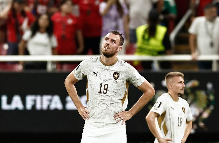 Zklamaný Tomáš Chorý po utkání s&nbsp;Jižní Koreou