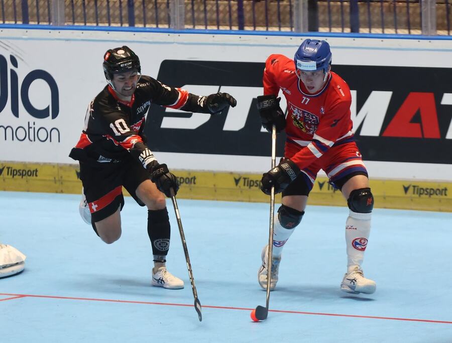 Momentka ze zápasu Česko vs. Švýcarsko, MS v&nbsp;hokejbalu 2026