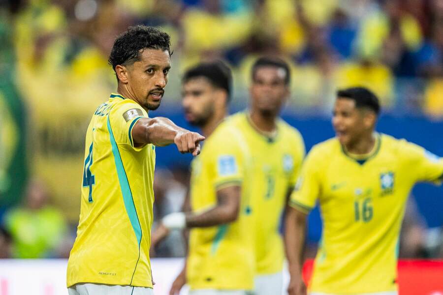 Brazilský kapitán Marquinhos v&nbsp;zápase proti Skotsku na MS 2026