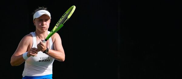 Barbora Krejčíková na turnaji v Eastbourne 2026