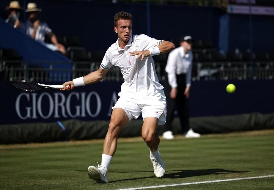 Jiří Lehečka na exhibici v&nbsp;Hurlinghamu