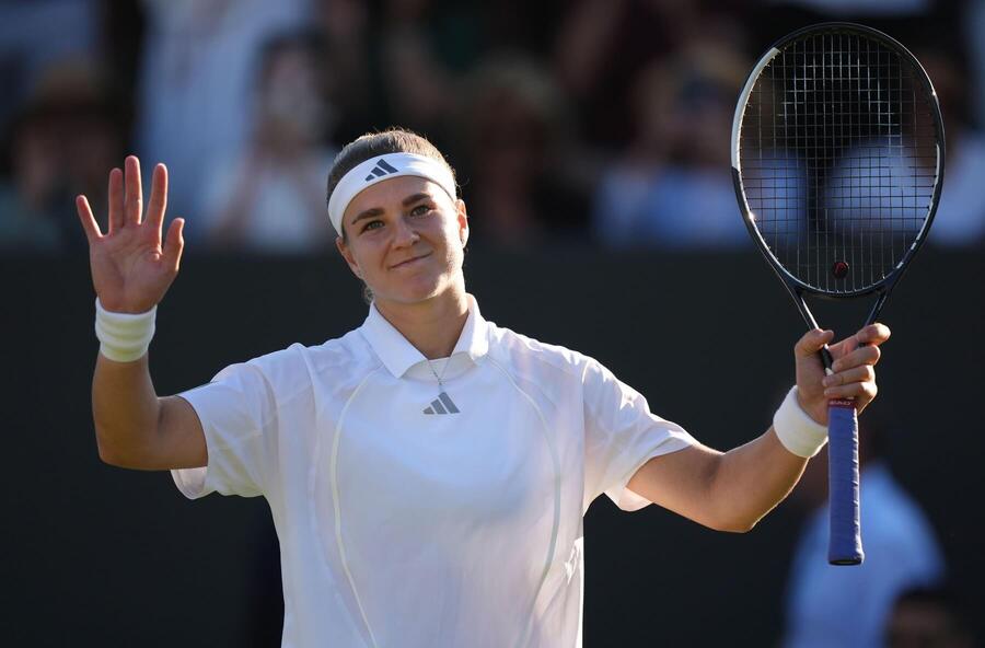 Karolína Muchová slaví vítězství ve 3.&nbsp;kole Wimbledonu 2026