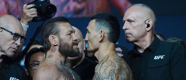 Conor McGregor vs. Max Holloway