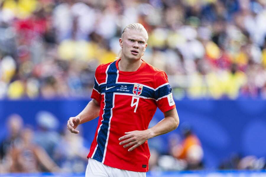 Norský útočník Erling Haaland v&nbsp;zápase proti Brazílii