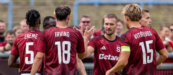 Fotbalisté Sparty během letní přípravy