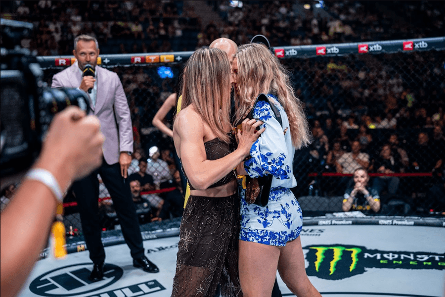 Lucie Pudilová a&nbsp;Lucia Szabová na turnaji Oktagon 89