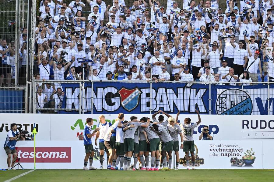 Baník přivítá před vlastními fanoušky Slavii. Sledujte zápas živě od 17 hodin