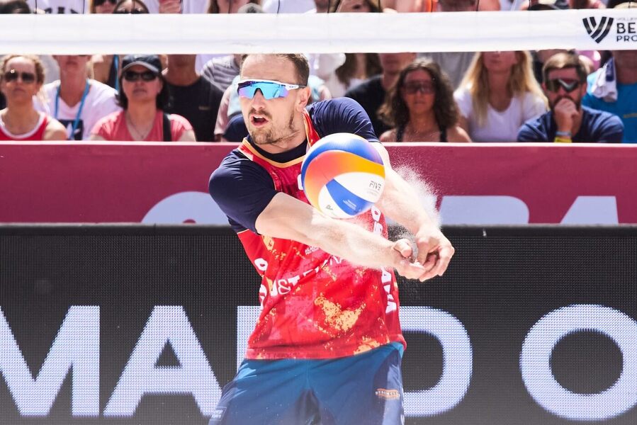 Ondřej Perušič je přední hvězdou českého beachvolejbalu