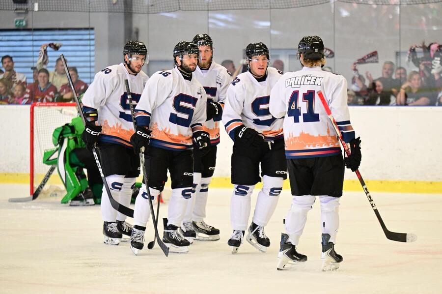 Hokejisté HC Sparta Praha v&nbsp;přípravném utkání proti Mladé Boleslavi