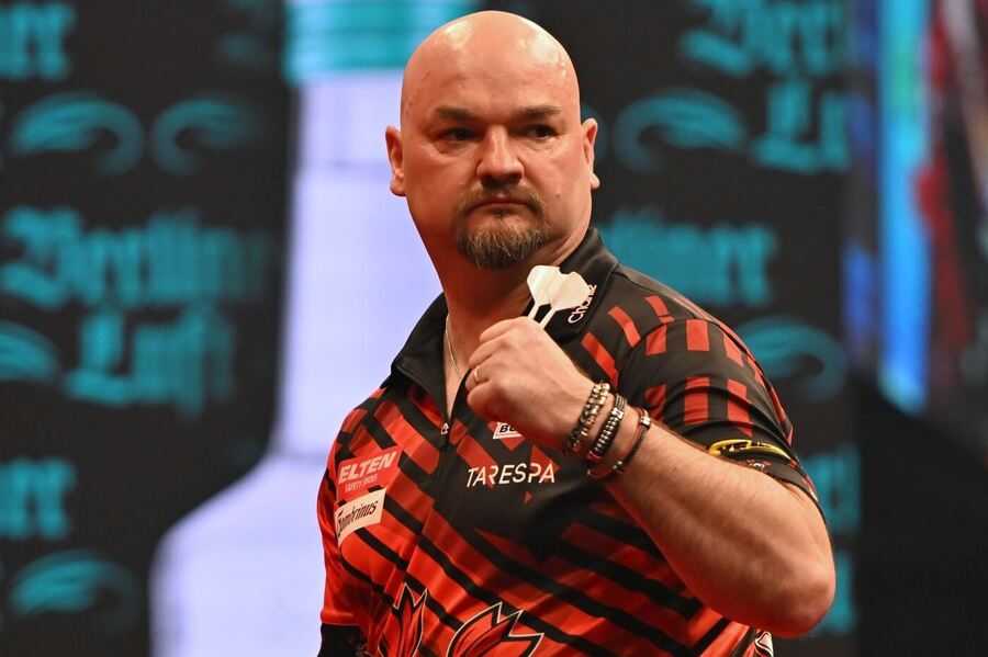 Český šipkař Karel Sedláček v&nbsp;zápase German Darts Grand Prix 2026