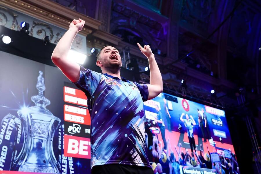 Šipkař Luke Humphries během World Matchplay Darts 2026 ve Winter Gardens v&nbsp;Blackpoolu