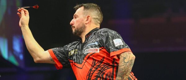 Velšský šipkař Jonny Clayton, vítěz Dutch Darts Championship 2025, na turnaji Premier League Darts 2026