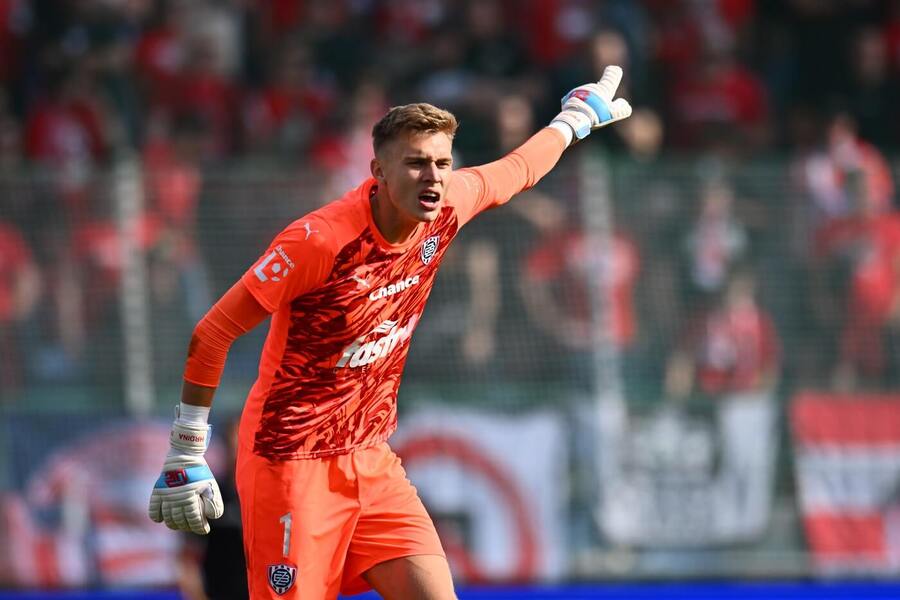 Adam Hrdina, brankář Zbrojovky Brno