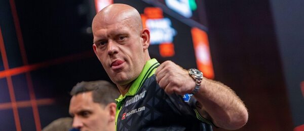 Nizozemský šipkař Michael van Gerwen během turnaje PDC European Tour v Bratislavě